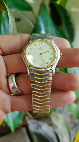 Jam tangan ebel steel gold