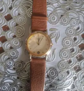 Jam orient dijamin ori