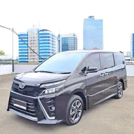 TOYOTA VOXY 2.0 AT NIK 2019