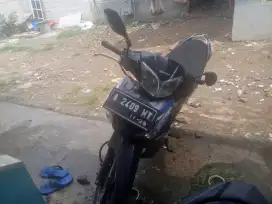 Honda Supra helm in