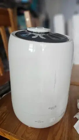 Humidifier disfuser DEERMA - fungsi NORMAL kondisi BAGUS