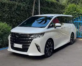 Toyota Alphard 2.5 Hybrid EV HEV 2024 Premium Color White