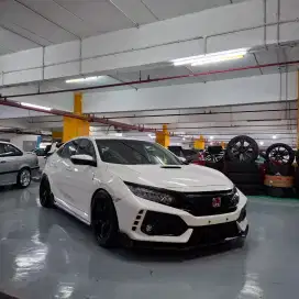 Honda type R FK8 2018