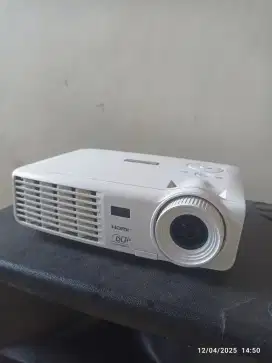 Proyektor microvision istw