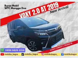 Toyota Voxy 2.0 AT/Matic 2019