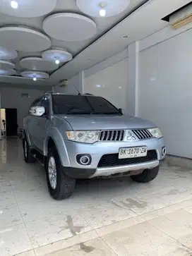 Pajero Sport Exceed A/T 2012, kondisi bagus
