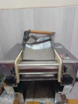 DIJUAL MESIN MIE MEREK MAKSINDO