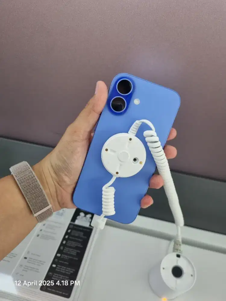 IPHONE 16 DAN 16 PLUS