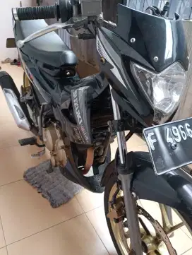 Suzuki Satria standard