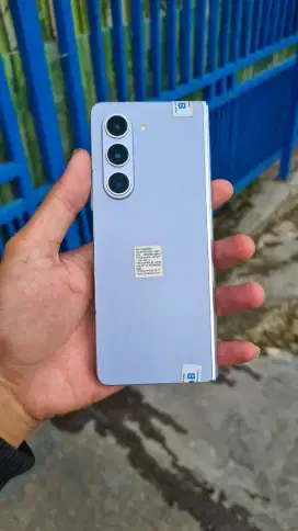 samsung Z fold 5 12/256 sein