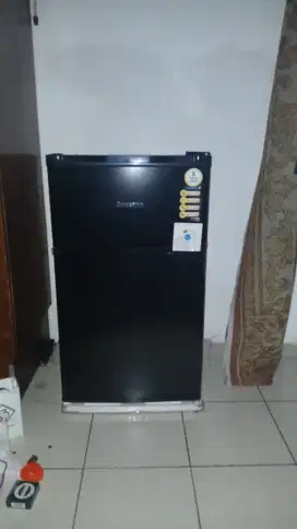 Di jual Kulkas Merk Changhong