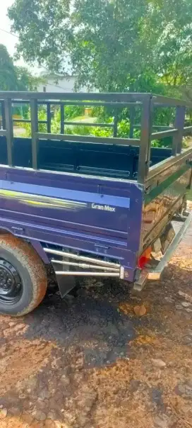 D jual mobil grand max