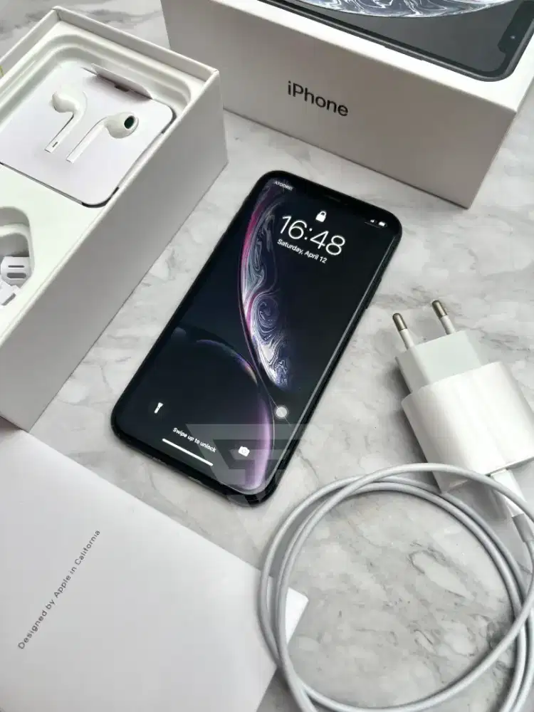IPHONE XR 64GB FULLSET ALL OPERATOR