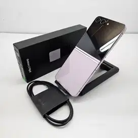LIKE NEW SAMSUNG GALAXY Z FLIP 5 LAVENDER 5G 8/256 EX SEIN FULLSET