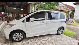 Honda freed 2012