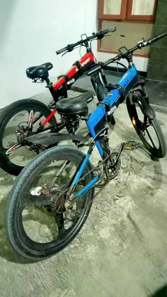 Sepeda Lankeleisi xt750