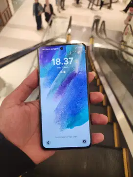 Samsung s21 fe 5G 8/256 gb
