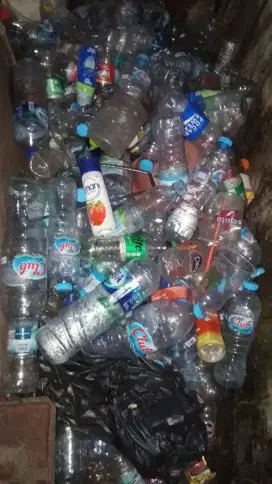 Terima sedekah limbah plastik botol dan kardus sedikit kita yang ambil