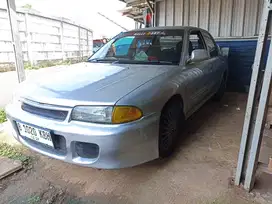 Mitsubishi Lancer 1994 Bensin