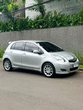 Dp 11 jt Toyota Yaris E  2011 Manual