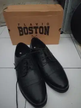 Flavio Boston size 46 Original Black