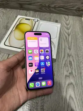Iphone 15 256gb Yellow IBOX Mulus Fullset Ori Garansi On Maret 2026