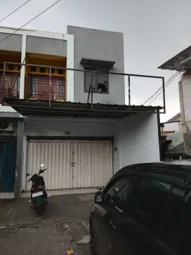 Disewakan Ruko 2 Lantai lokasi strategis penggilingan