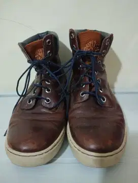 Preloved sepatu boots kulit