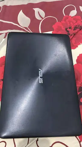 Dijual cepat Asus x555l core i3 4 GB. Kondisi terawat siap pakai