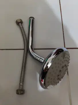 Shower dan flexibel air masih bagus normal