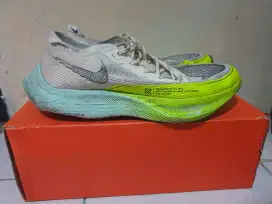 Sepatu running Nike Vaporfly Next% 2 Original