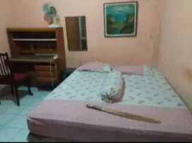 Kost utk Putri, Strategis, bebas banjir, di lewati angkot 750rb&600rb