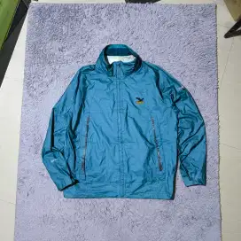 Salewa outdoor jacket sz L. Mulis sekali. Waterproof ya