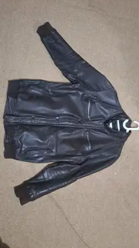 Jaket kulit motor