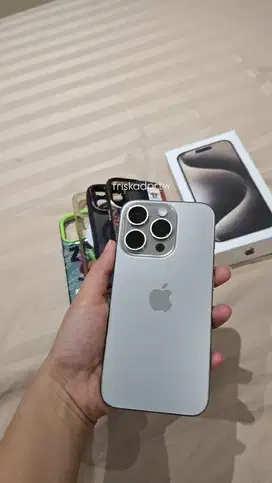 IPHONE 15 PRO 256 GB IBOX NATURAL TITANIUM