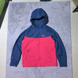 Nepa outdoor jacket
Sz M . Kondisi mulus sekali