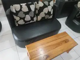 Dijual Sofa 2 Seater Ex Rental PS ( Bonus Bantal + Meja Kayu )