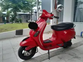 Vespa LX150V 2013 Istimewa Skli Terawat Siap Pakai Surat Lengkap