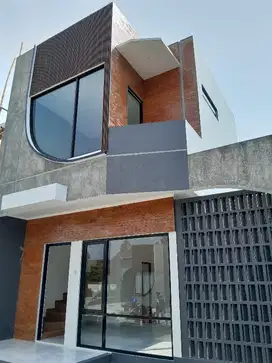 Promo Rumah 2 Lantai harga 1 Lantai di Buah Batu