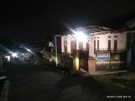 RUMAH MURAH DAN LUAS SIAP HUNI DI PINGGIR JALAN BUKANEGARA,LEMBANG