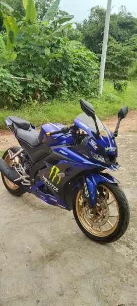 Yamaha R15 v3 tahun 2017 kodya lengkap