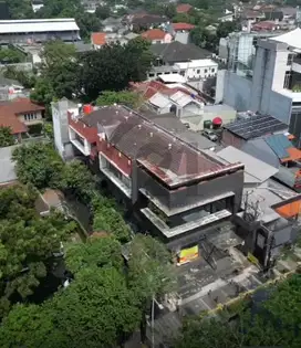 Dijual Gedung 3 Lantai di Kemang Jakarta Selatan