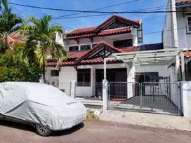 Termurah Disewakan Rumah 2 Lt Prapen Siap Pakai