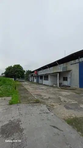 Dijual Gudang Lokasi Strategis Dekat Exit Tol Cikupaw
