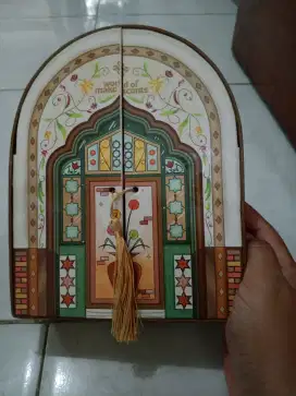 DIBUTUHKAN ART NGINEP