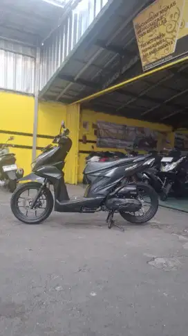 READY HONDA BEAT DELUXE 2023 KILOMETER RENDAH