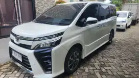 Toyota Voxy 2019 at