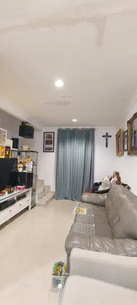 JUAL CEPAT! Rumah Siap Huni Sudah Renovasi di Gading Arcadia