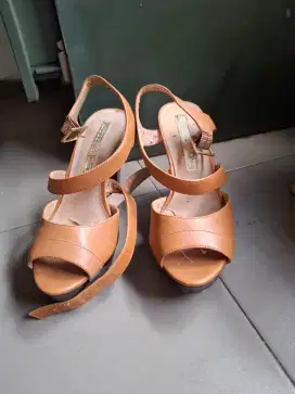 Sepatu wanita terserah buat apa aja bisa