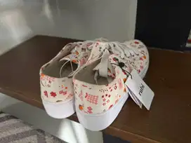 SEPATU BARU MERK RUBY
